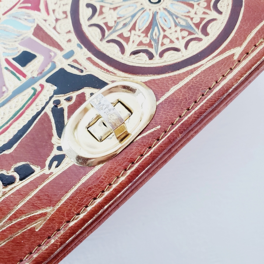 Vintage | Painted Scene Leather Bag - Picture 12 of 15